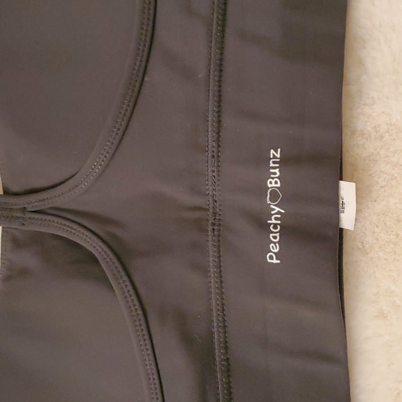 Peachy Bunz 2.0 Sports Bra Size 10 - Picture 7 of 9